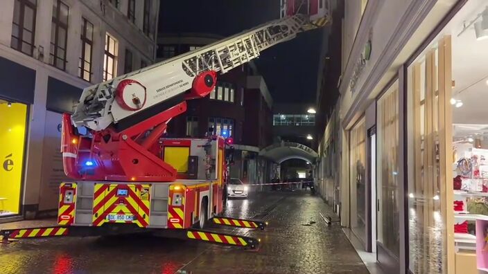 Lille : les pompiers interviennent sur un bâtiment inquiétant rue Saint-Nicolas